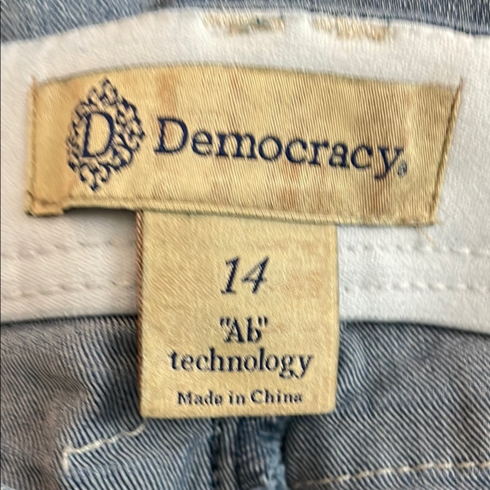 EUC Democracy Blue Ankle Cropped Jeans - Picture 3 of 4